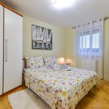 Apartman Topaz *